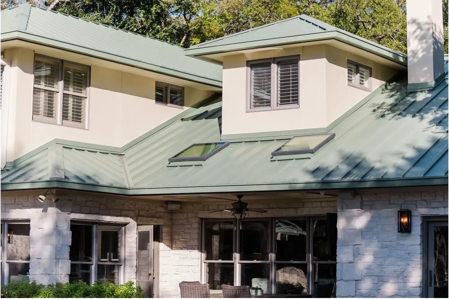 Ark technician assessing a Cedar Park home's roofline