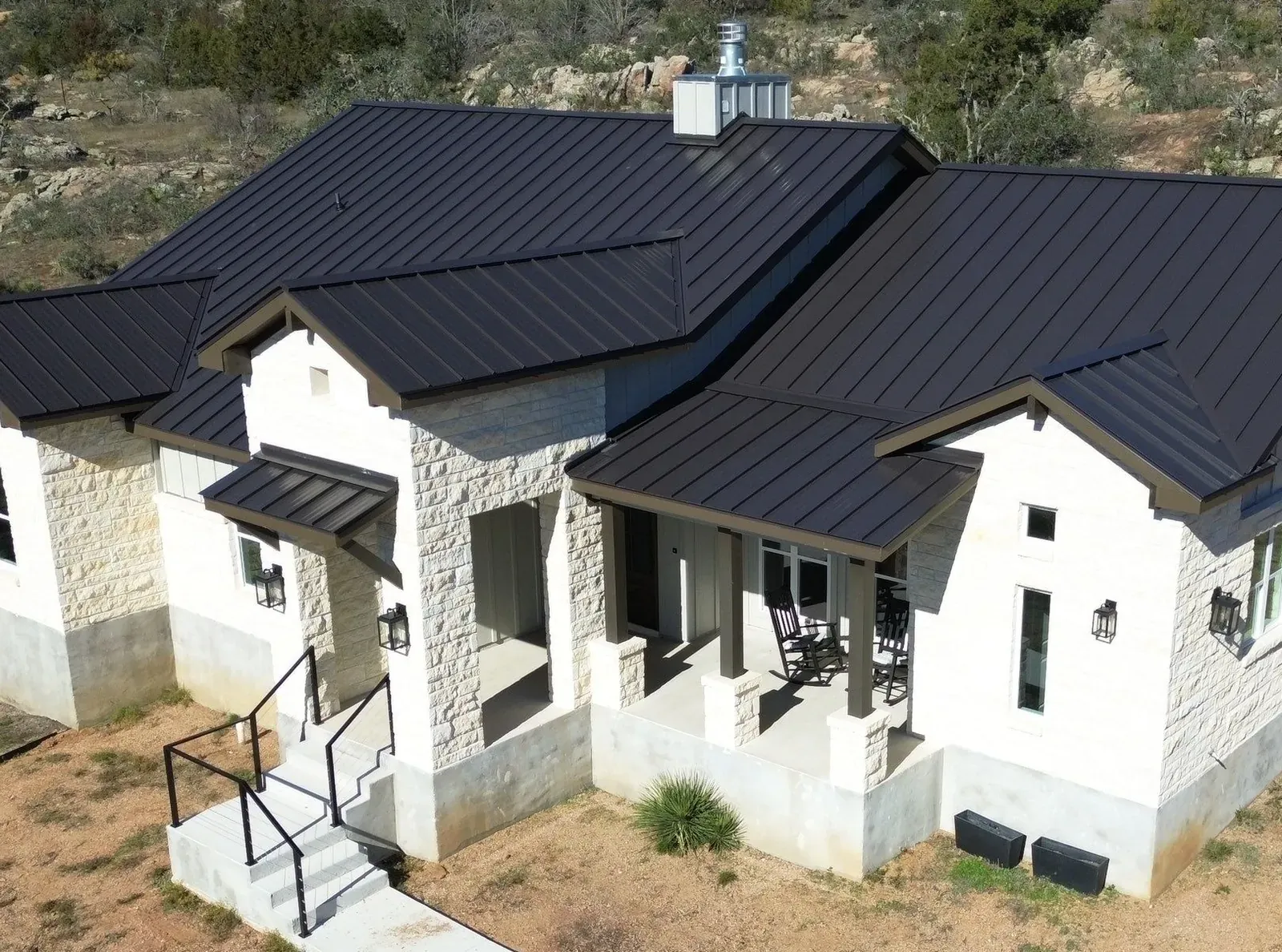 Standing seam concealed-fastener metal roof